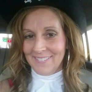 Meet your Posher, Denise